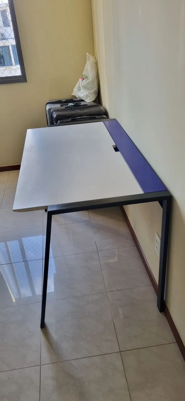 Mesa para Trabalho/Estudo em Madeira - Foto 2