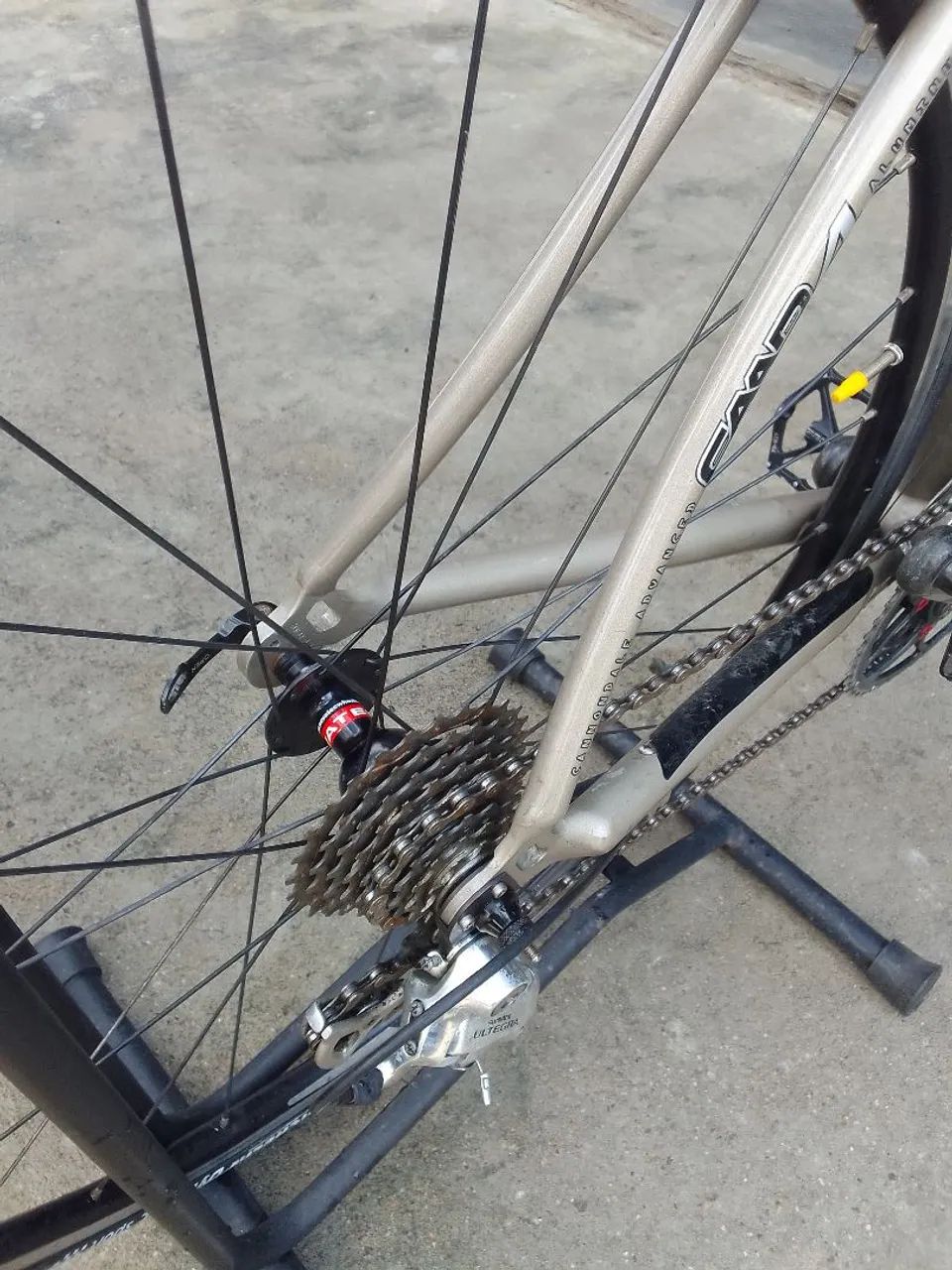 Bicicleta Speed CANNONDALE R3000. - Foto 5