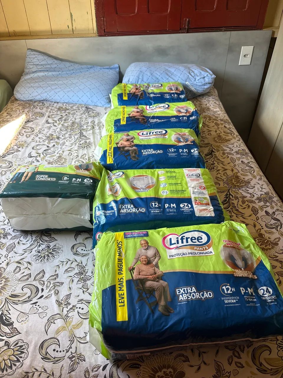 Fralda lifree extra absorção tamanho P.M - Foto 3