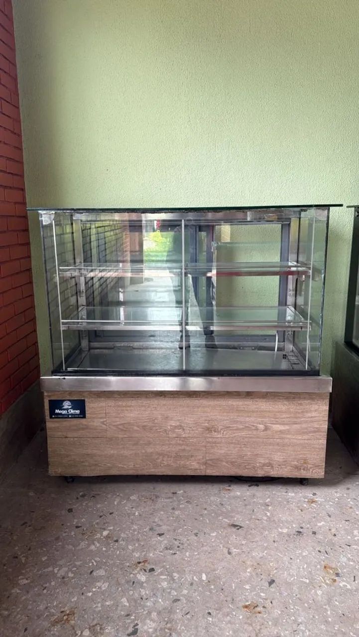Balcões refrigerado e estufa Elohim 220 volts  - Foto 3