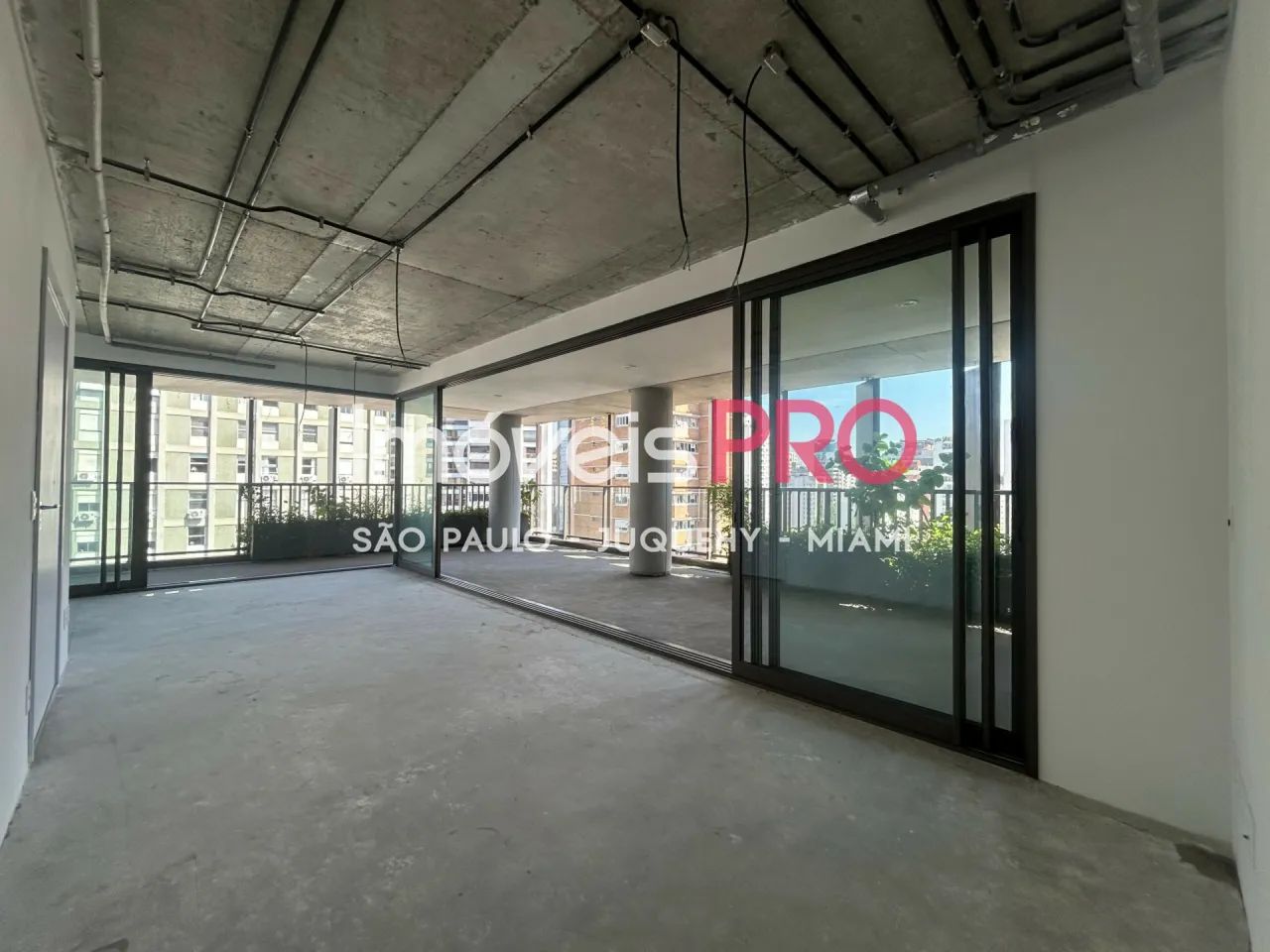 209 m² com natureza e sofisticação no Itaim Bibi | 3 suítes, 3 vagas e depósito - Foto 5