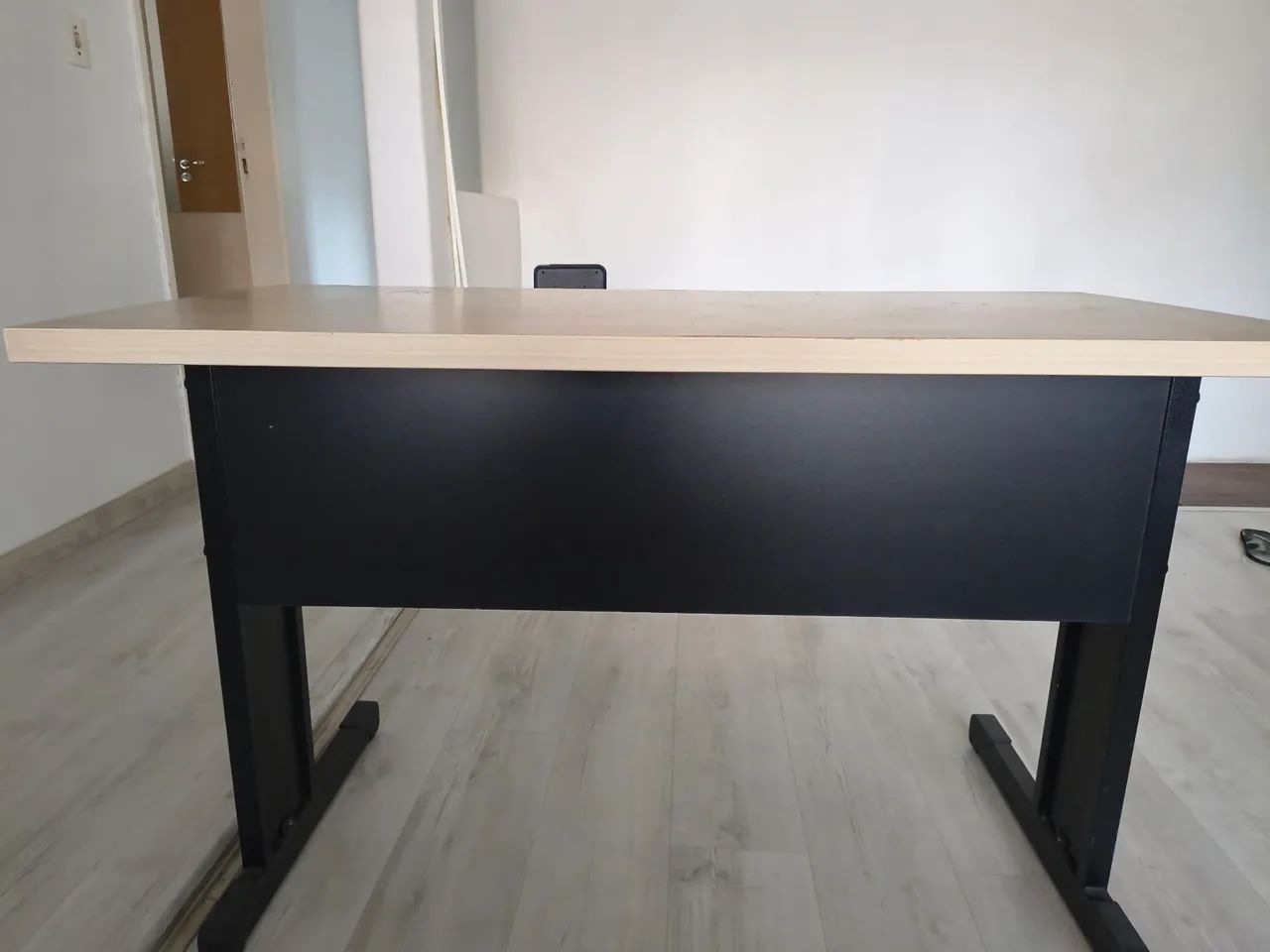 Mesa de estudos - Foto 3