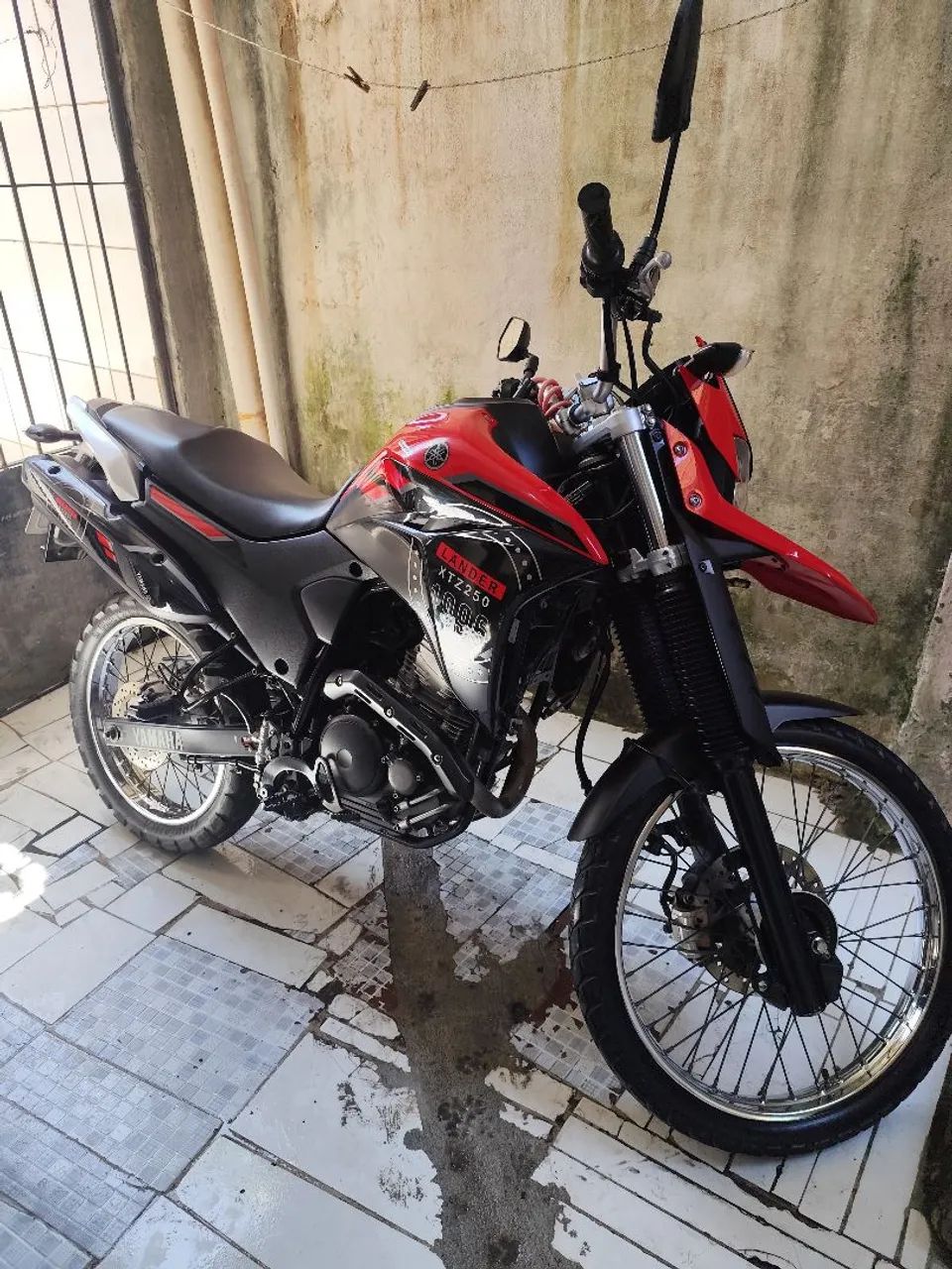 Lander 250 XTZ  - Foto 3