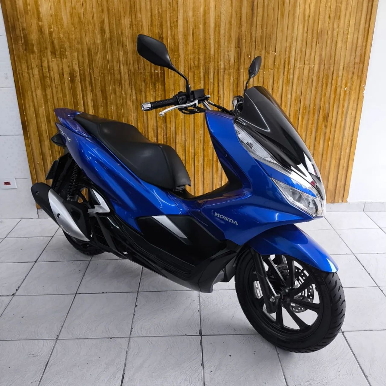 Honda PCX 150 150 cc  - Foto 3