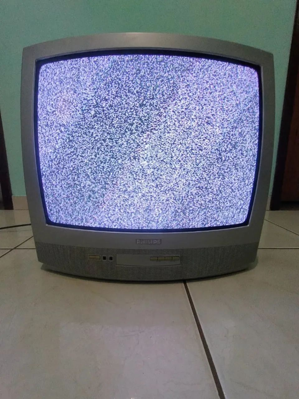 TV Philips de Tubo 20 Polegadas. Funcionando Perfeitamente!
