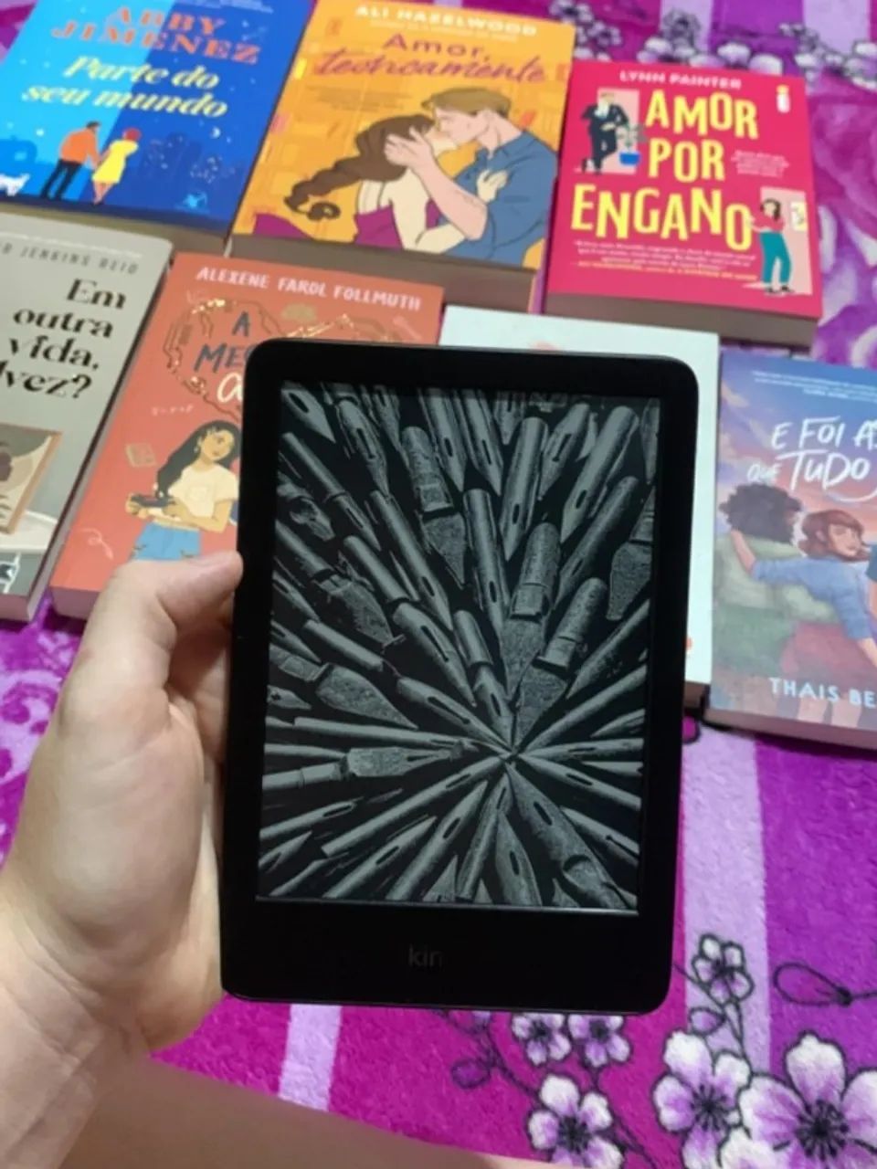 Leitor Digital Kindle 11ª Geração - Novo e Lacrado - Foto 4