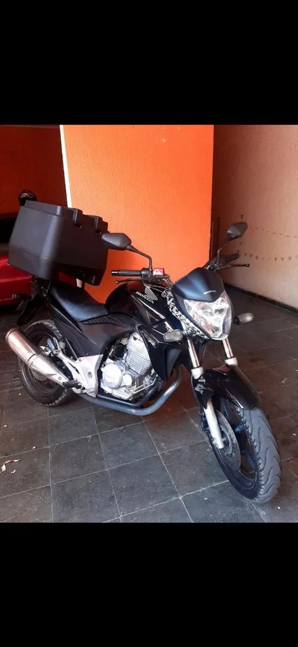 Vendo, pra sair rápido "bau"
