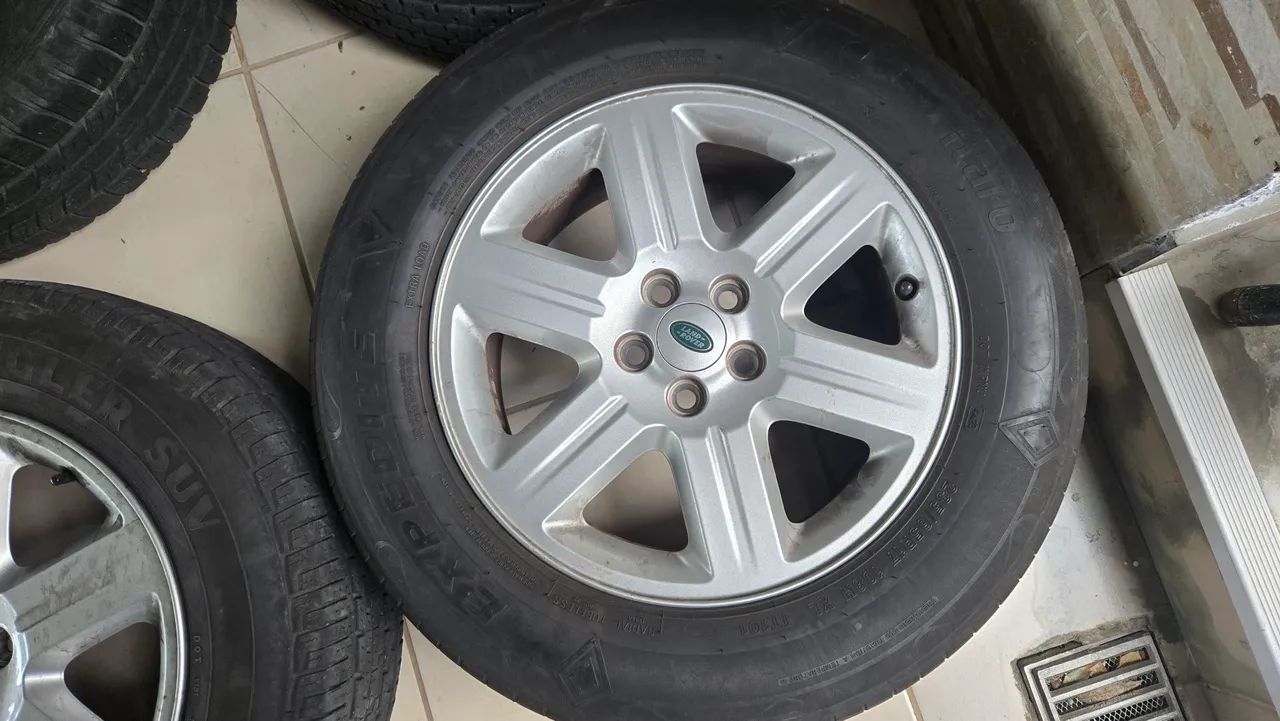 Rodas aro 17 com pneus  - Foto 4