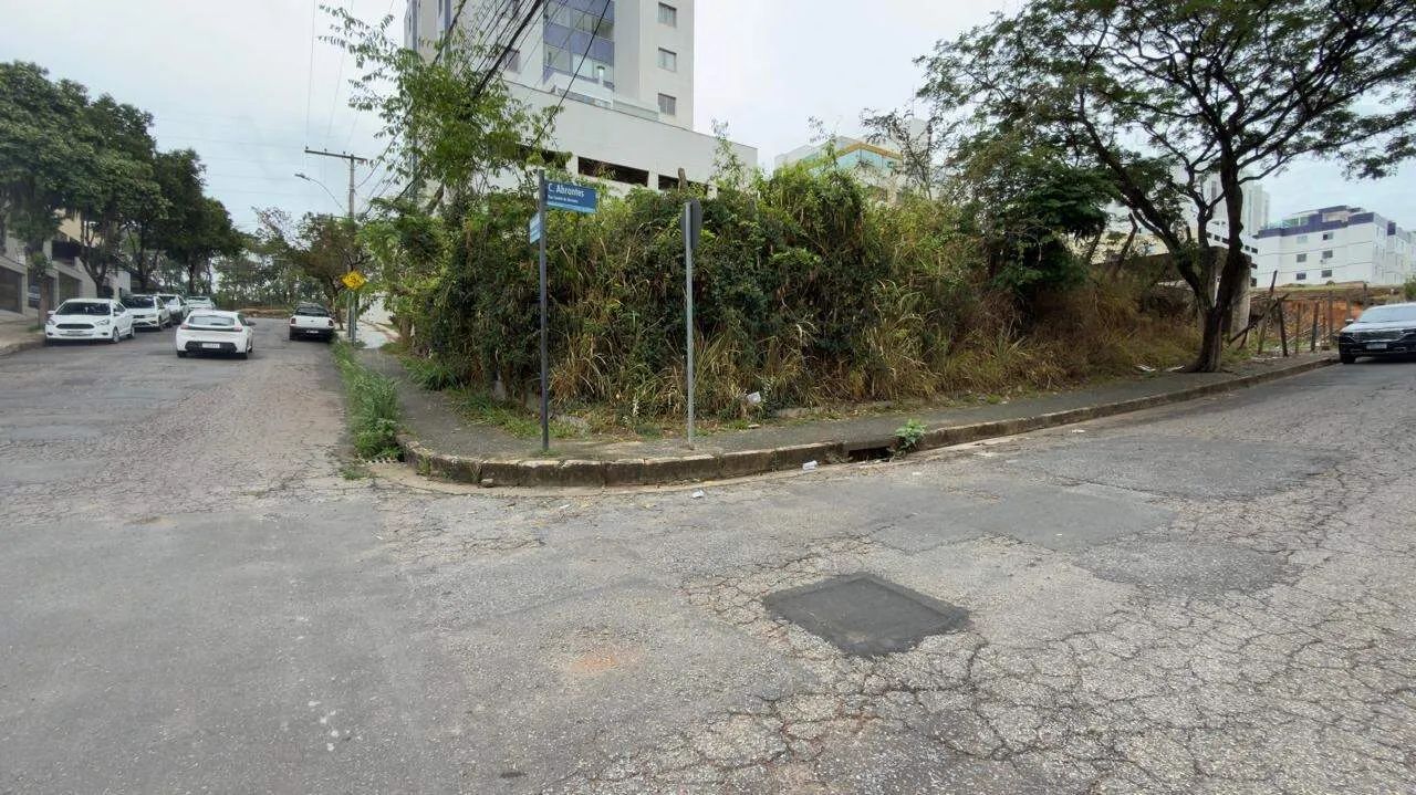 EXCELENTE LOTE NO CASTELO!!! - Foto 3