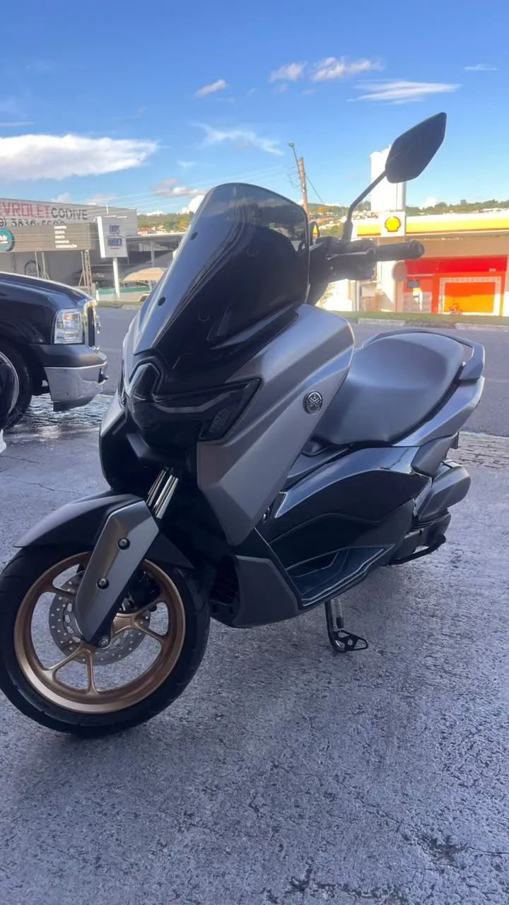 NMAX Connected 160 ABS