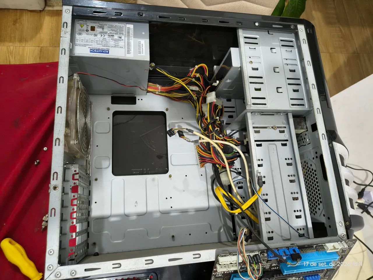 Gabinete gamer L20xC49xA44  - Foto 4