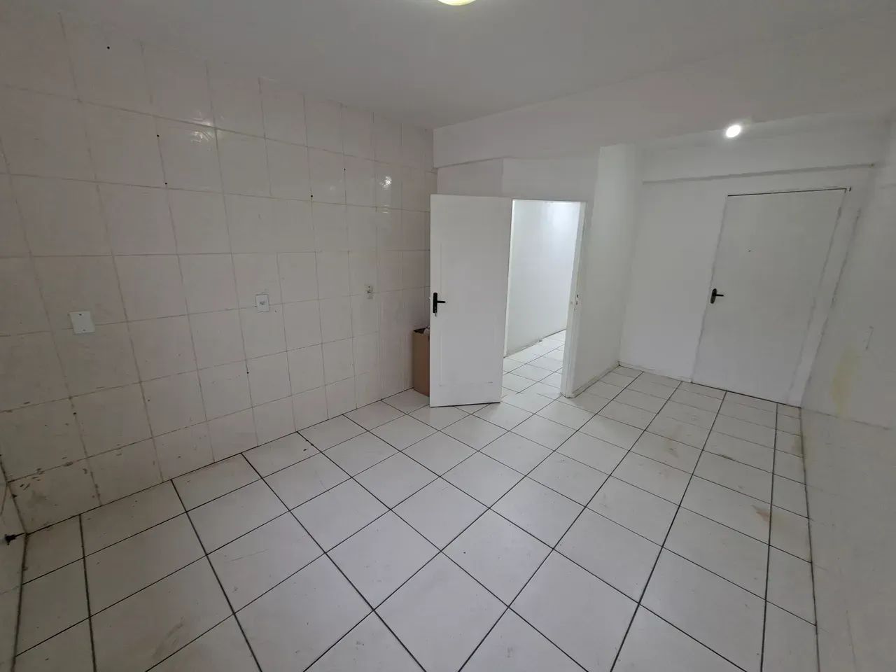 SALA COMERCIAL CENTRAL COM 75M² - Foto 5