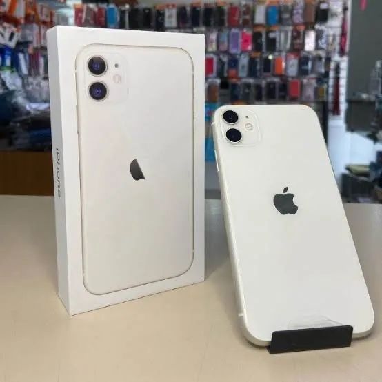 iPhone 11 64g - Branco + Caixa - Celulares e Smartphones - Cocal