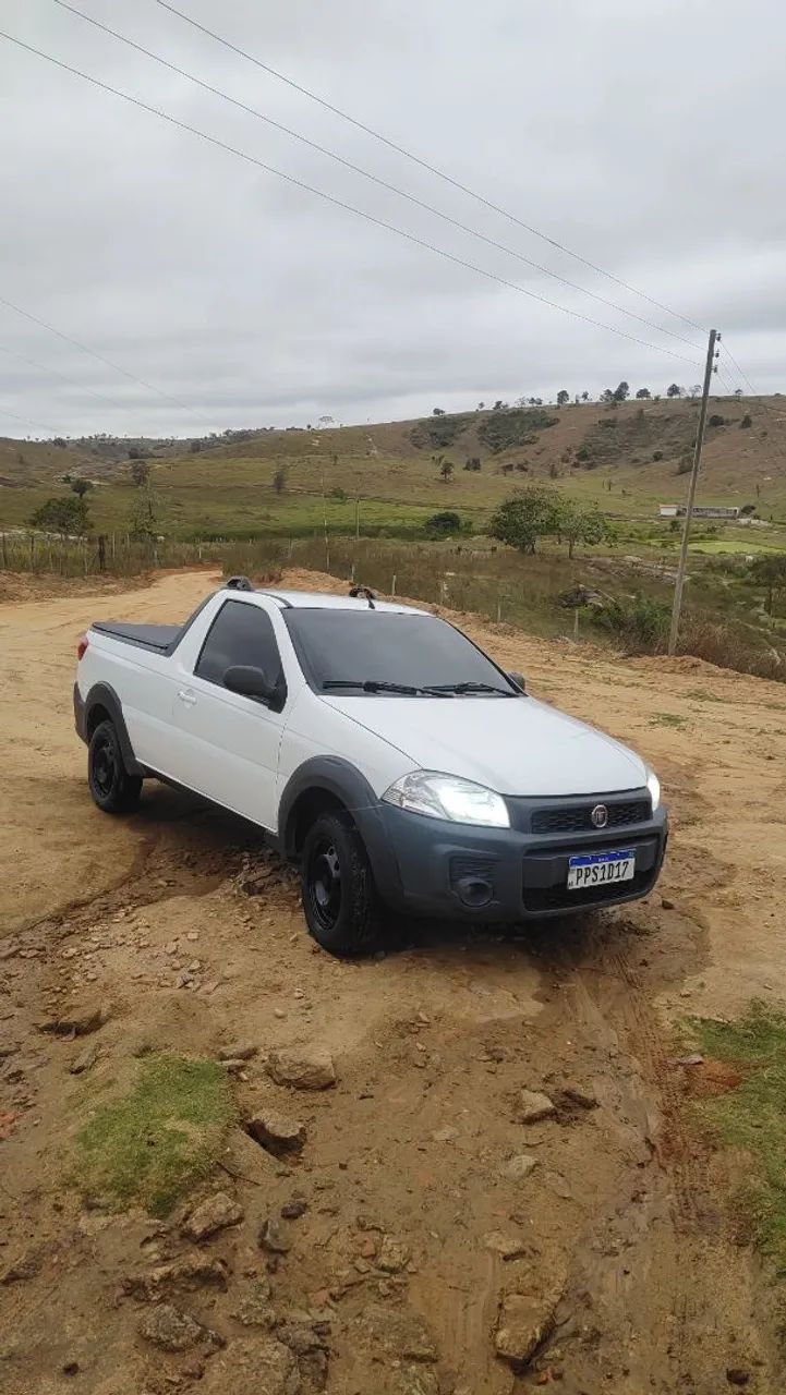 Fiat Strada Working Hard 1.4 Fire Flex 8V CS 2017 - Foto 2