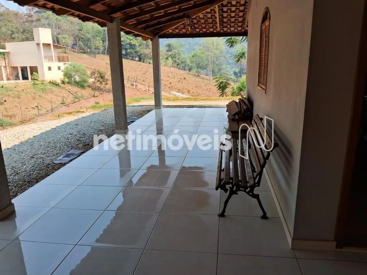 SÍTIO À VENDA  CASA DE 2 QUARTOS, PISCINA, IMOBILIADA E COM MOBÍLIA! - Foto 3