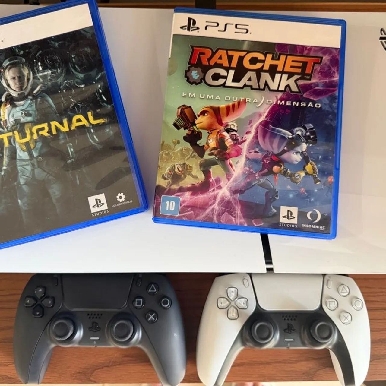 PLAYSTATION 5 - 1TB