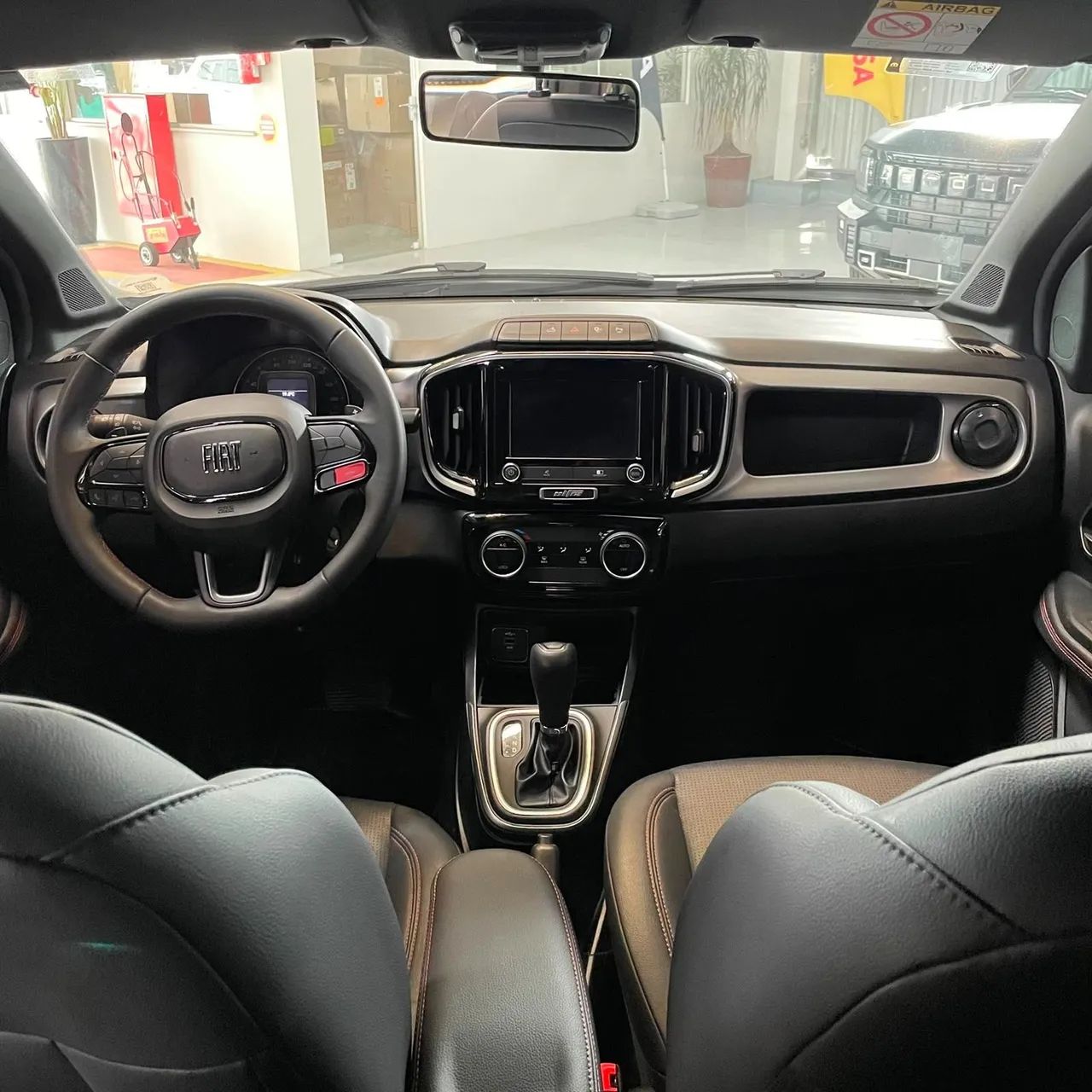 Fiat Strada Ultra 1.0 Flex Turbo CD Aut. 2026 - Foto 3