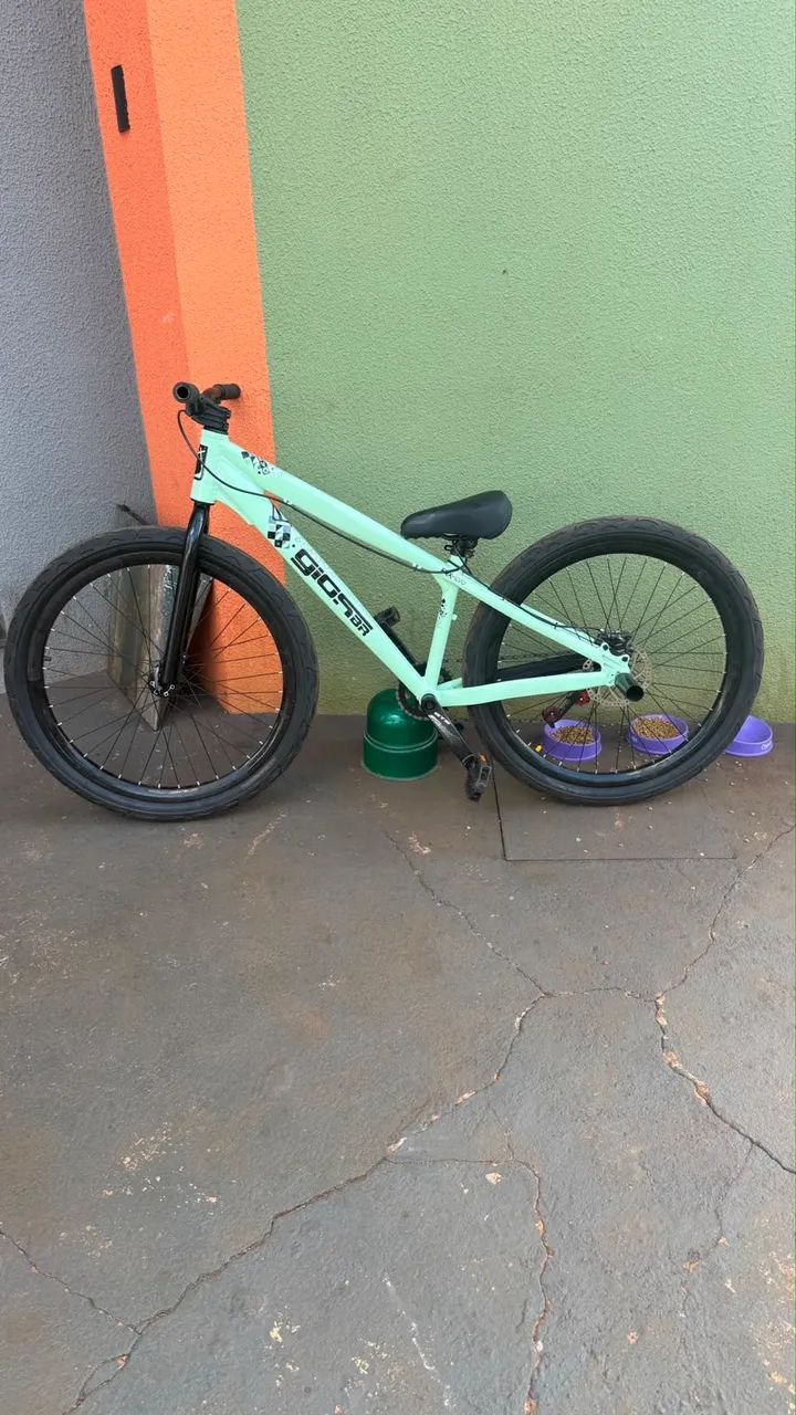 Vende-se  2.700