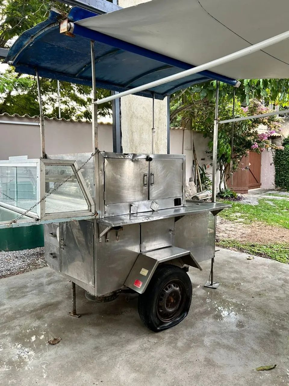 Carrinho de churrasquinho