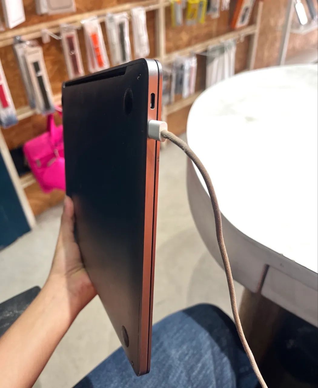 MacBook Pro 2017 Recondicionado \ Bateria 100% - Foto 2