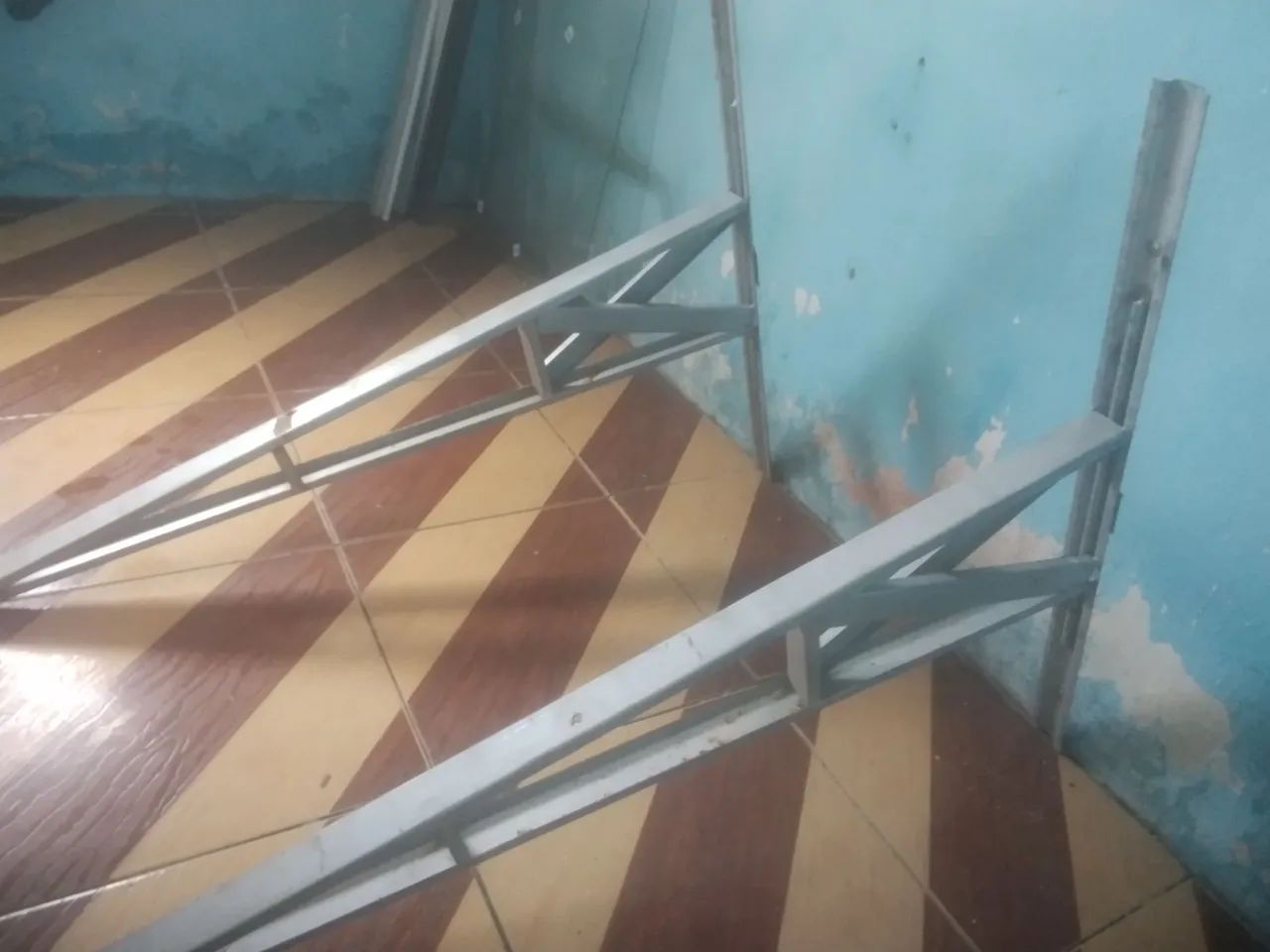 Suporte ou cantoneira  - Foto 4