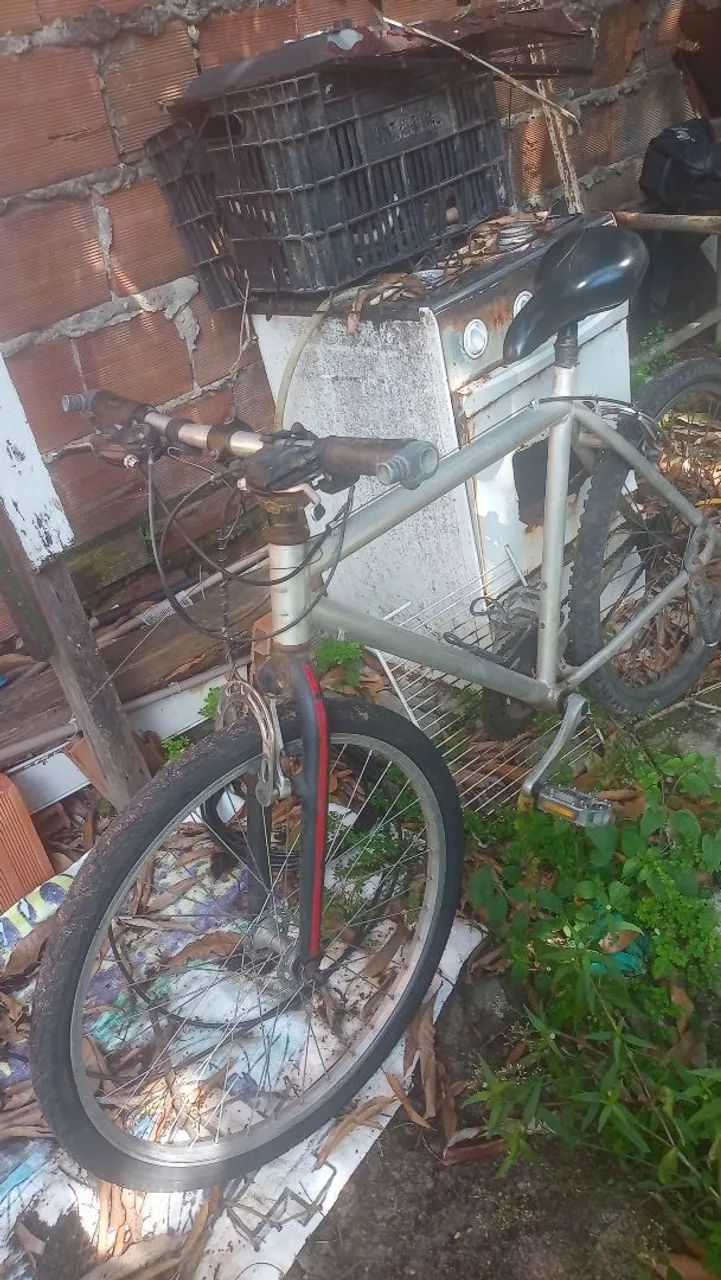Vendo bicicleta semi nova  - Foto 3