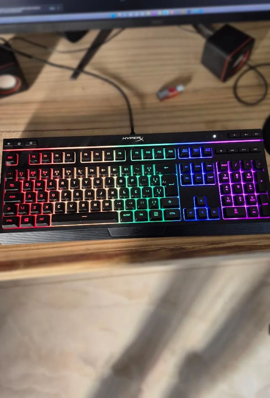 Teclado Gamer HyperX Alloy Core RGB ABNT2 - Perfeito Estado (Venda Rápida) - Foto 2