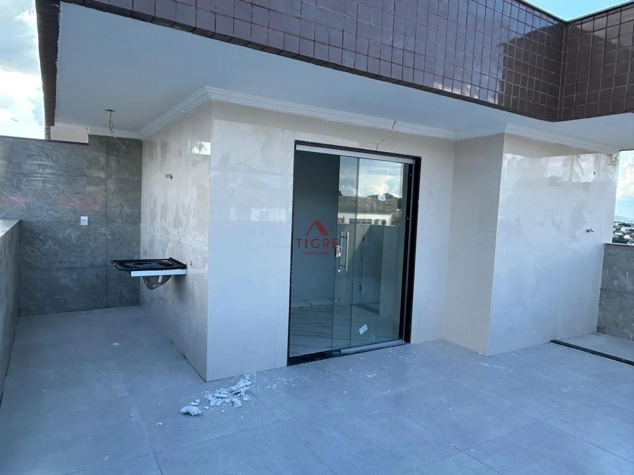 Excelente Cobertura 2 Quartos e Suíte no Bairro Cé - Foto 2
