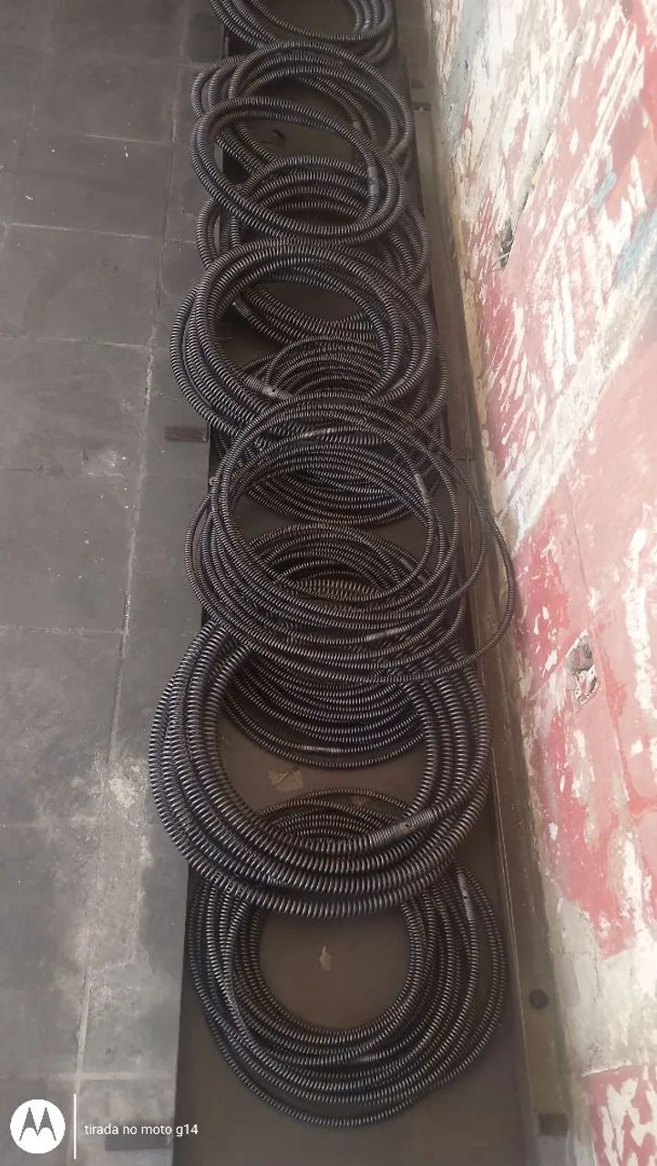 Cabos para desentupir esgoto  profissional.  