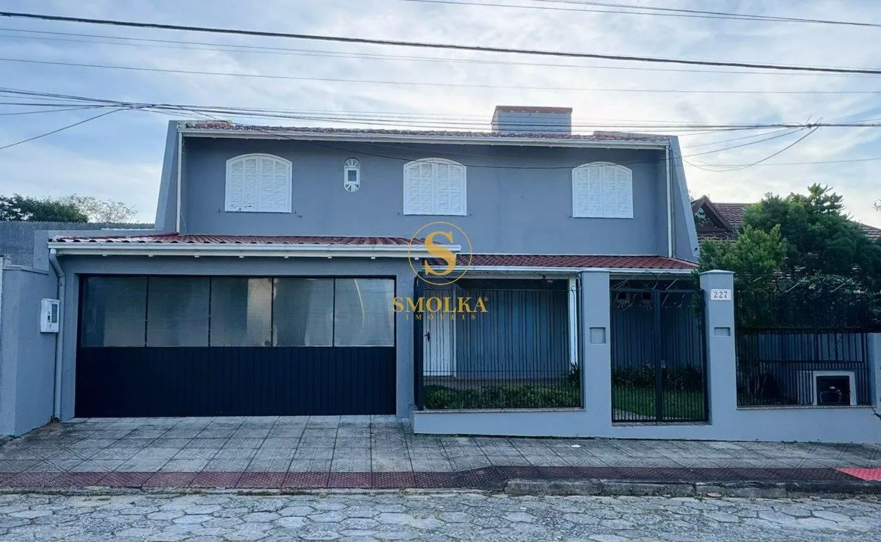EXCELENTE CASA AMPLA E COMPLETA NO CORREGO GRANDE GARANTE CONFORTO, ESPAÇO E QUALIDADE! - Foto 3