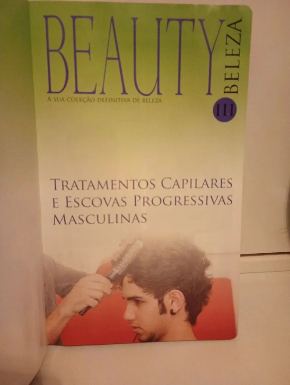 BOX COM LIVRO + 10 DVDS + 2 TESOURAS ESPECIAIS  - Foto 5