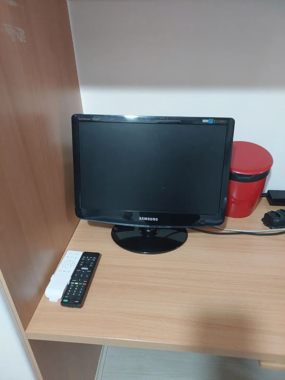 Monitor sansung 14