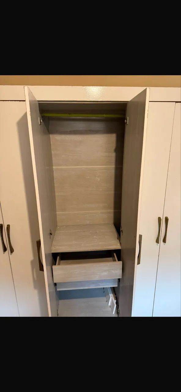 Guarda-roupa Armario Branco - Foto 2