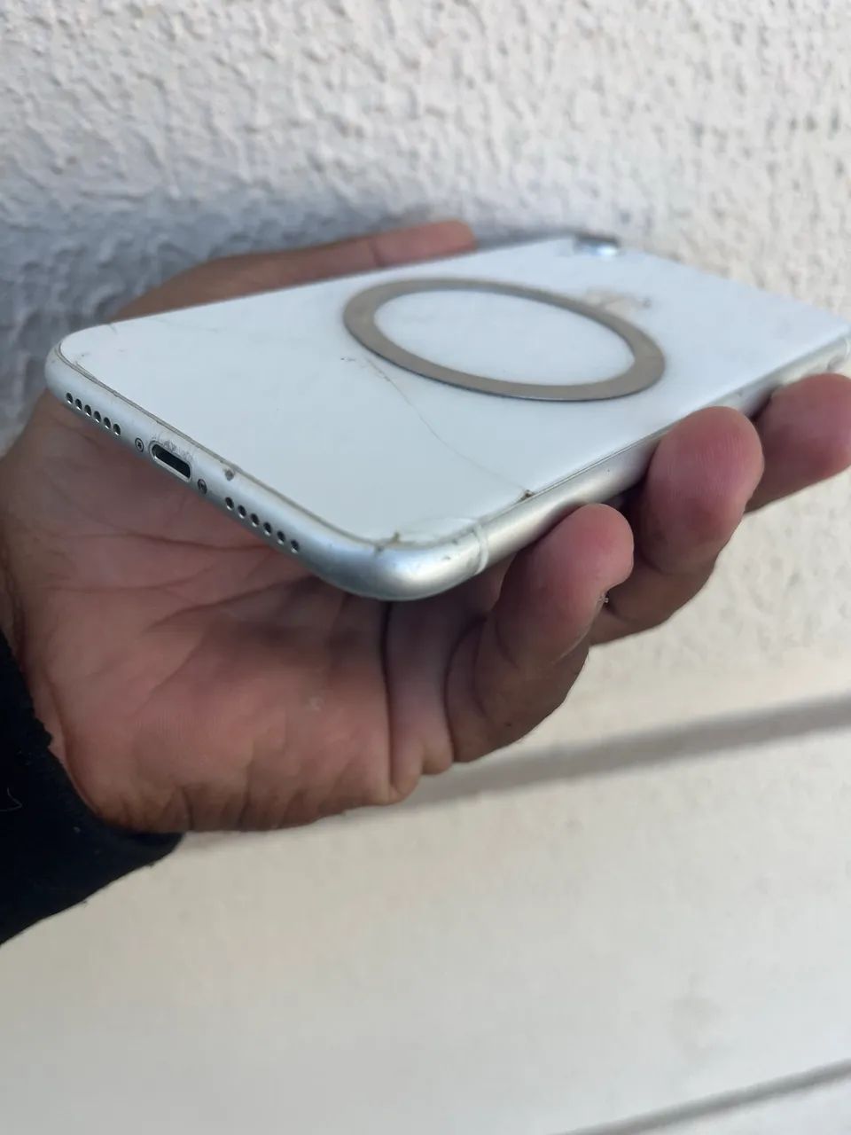 iPhone XR *Face ID e Traseira quebrada* - Foto 4