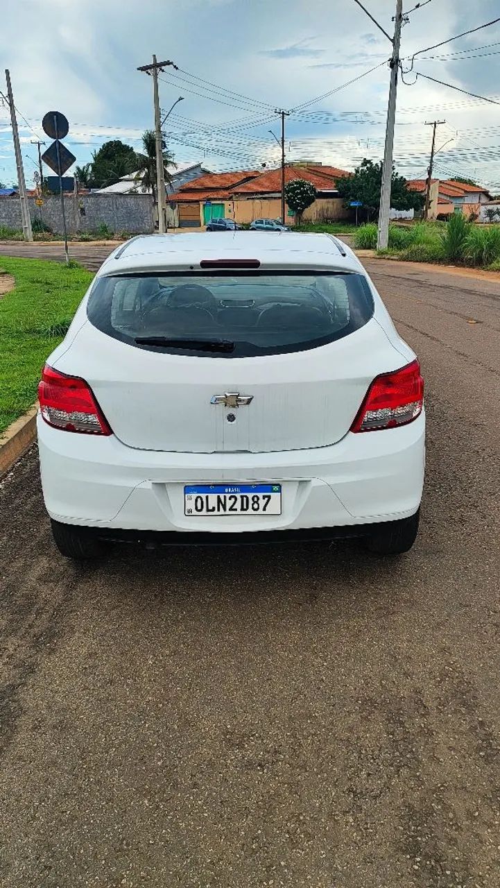 Chevrolet Onix Hatch LT 1.4 8V Flex Power Mec. 4P 2014 - Foto 5