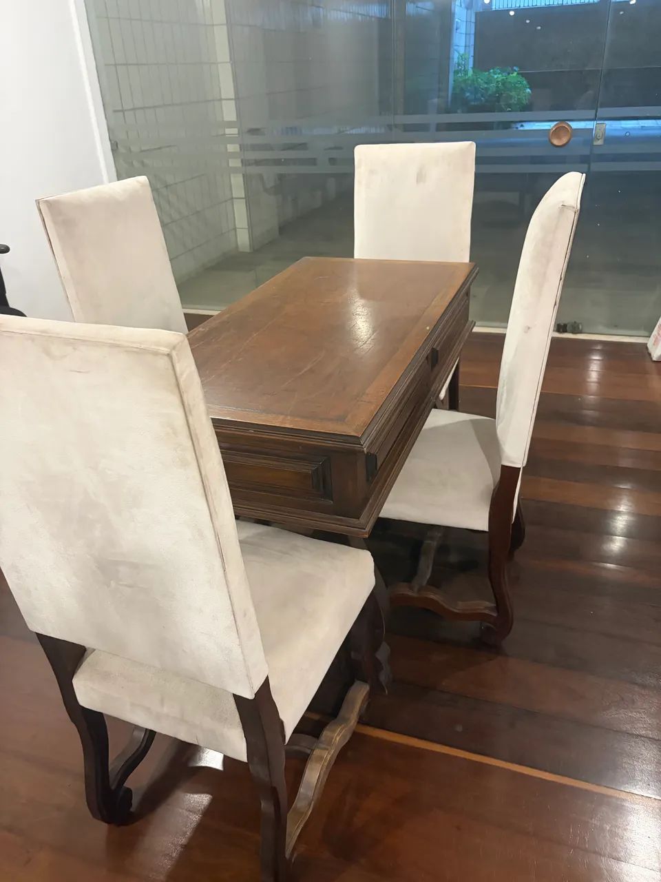 Conjunto de 4 Cadeiras de ótima qualidade 