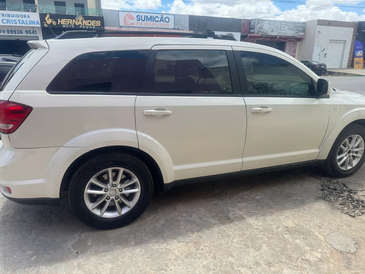 Fiat Freemont 2.4 16V 5P Aut. 2014 - Foto 4
