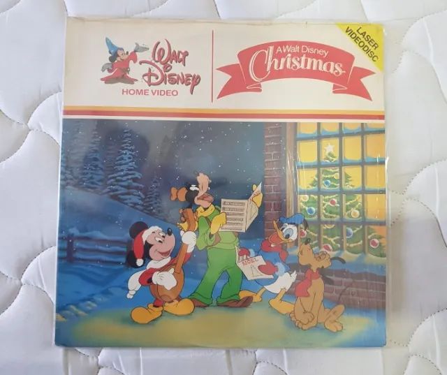  Laser Disc A Walt Disney Christmas