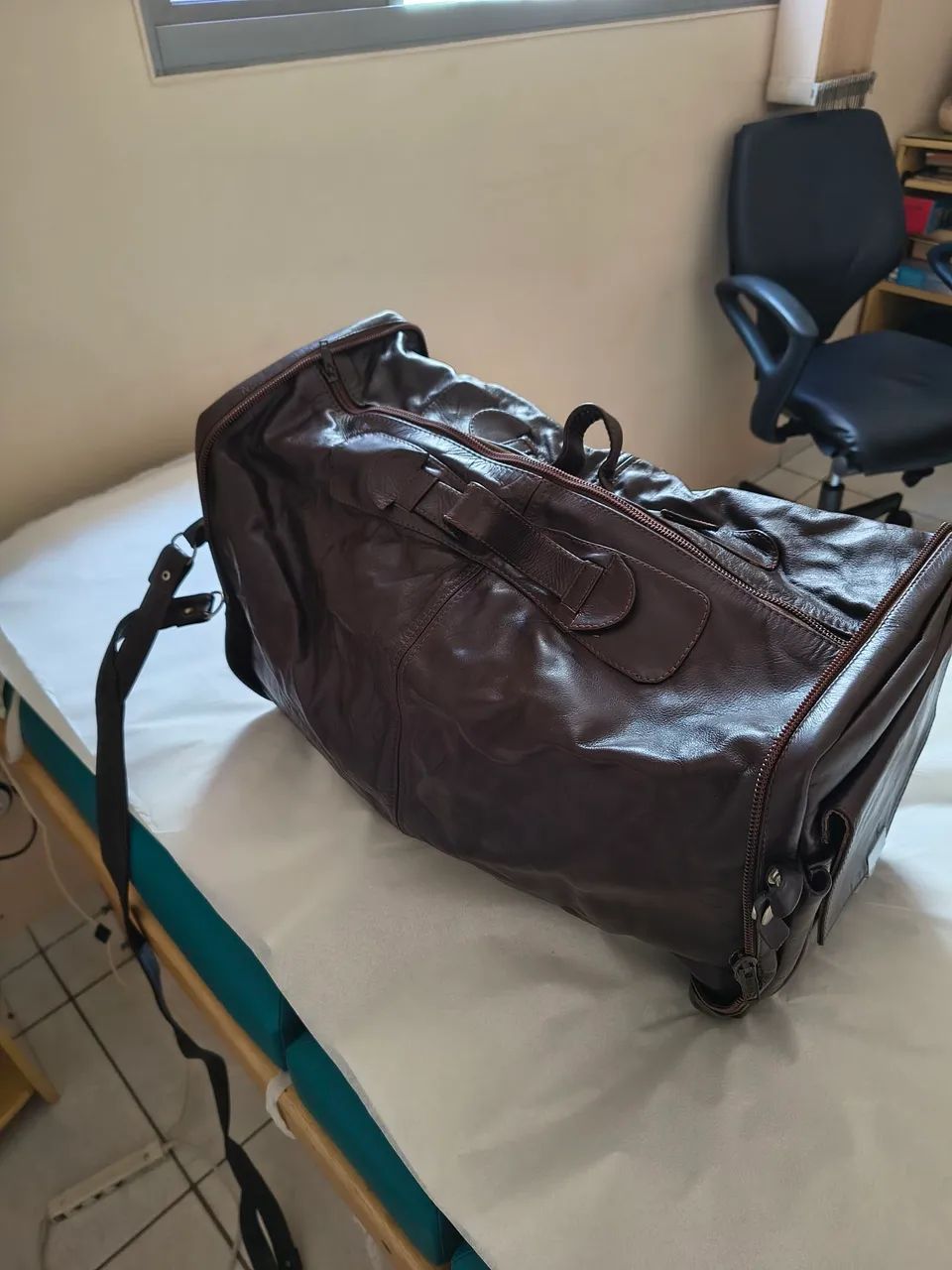 Bolsa para viagem couro 2 em 1 - Foto 2