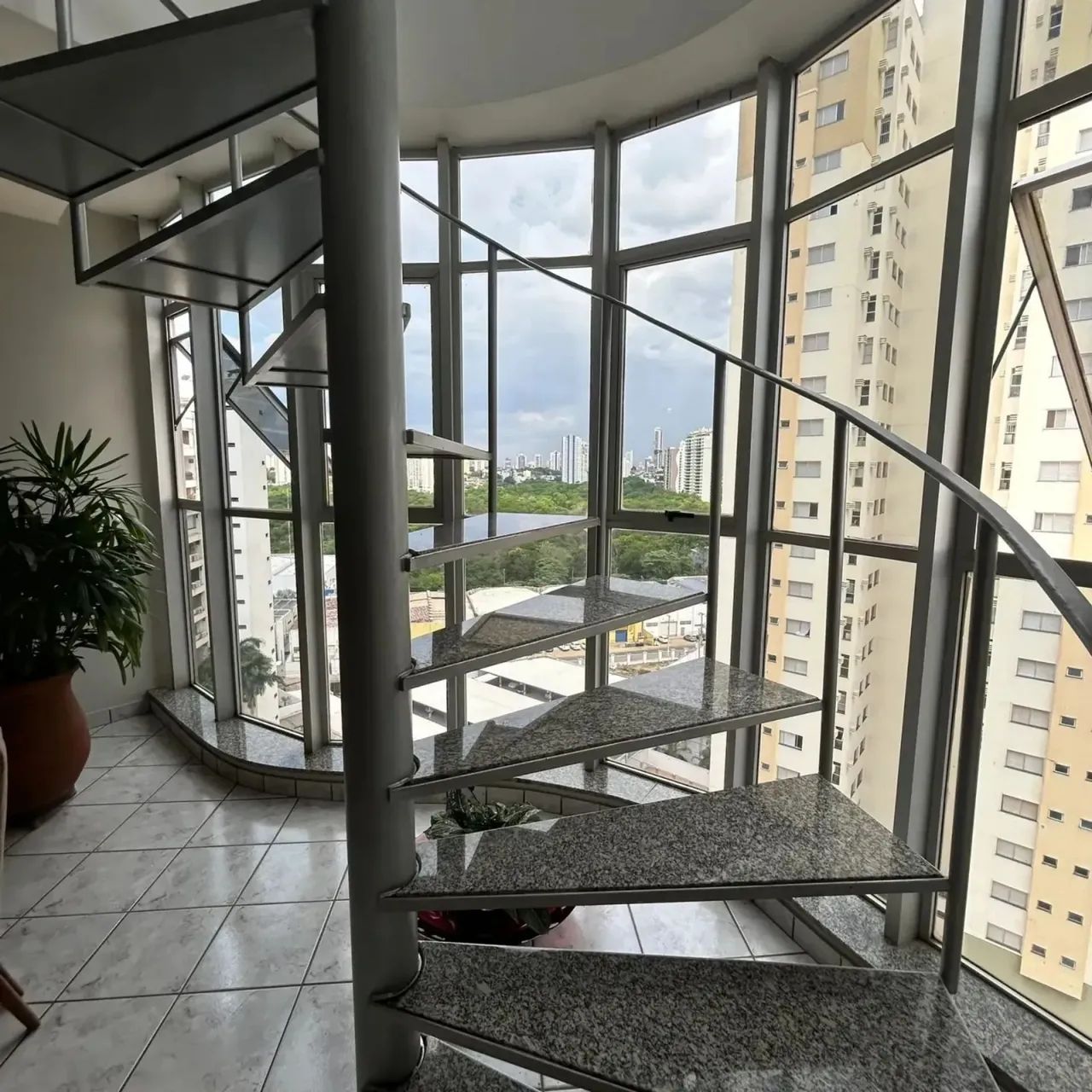 Vende-se Apartamento Duplex em Cuiabá - Foto 3
