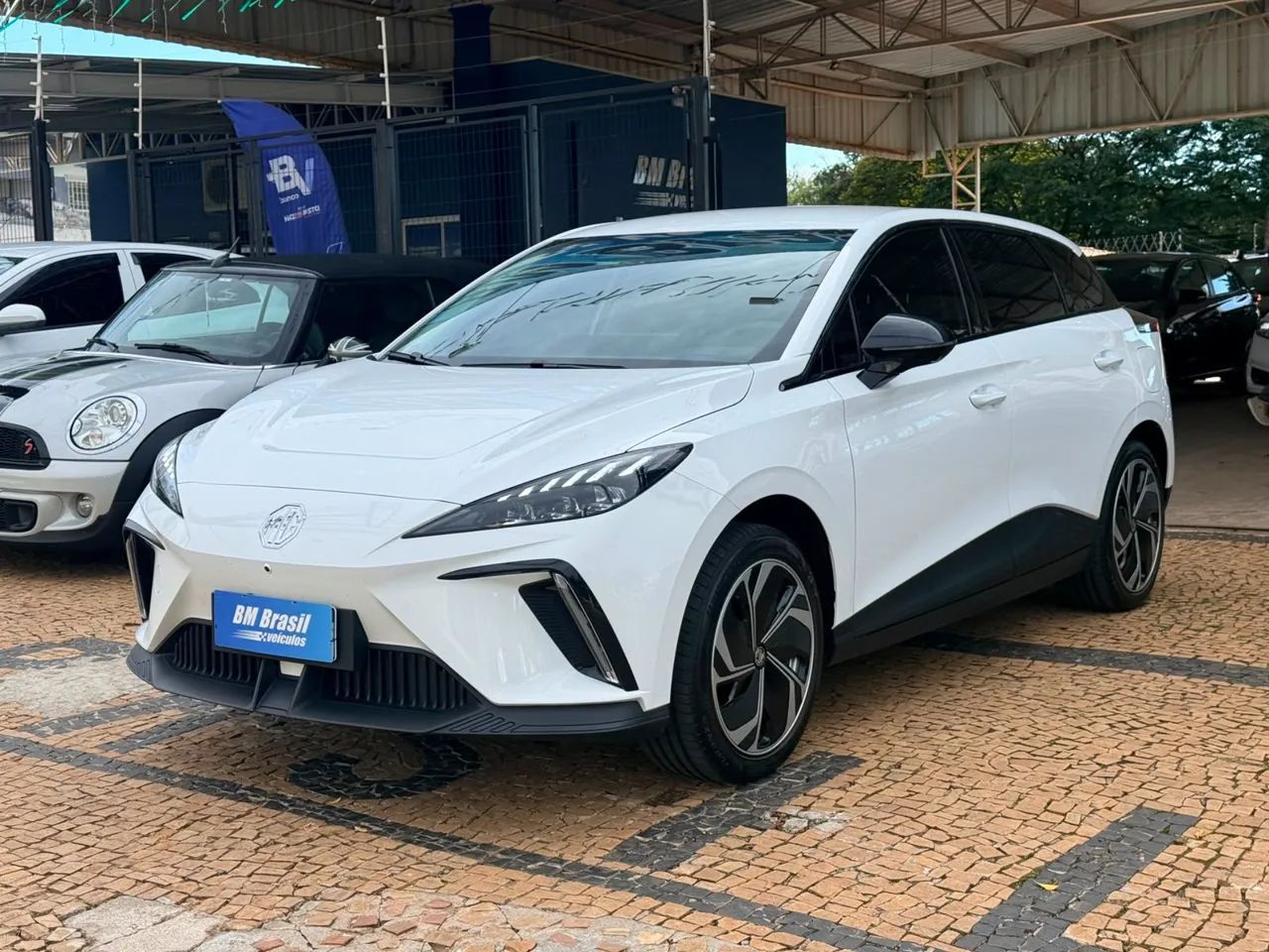 MG 4 Luxury 2027