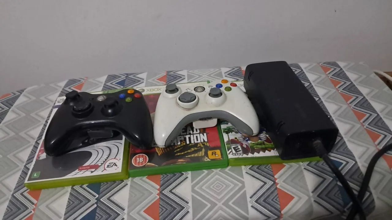 Xbox 360 super slim - Foto 2