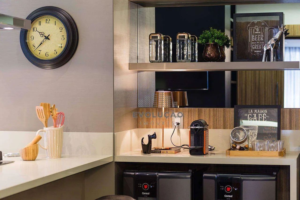 Apartamento MOBILIADO com 2 suítes sendo 1 master com closet, 143 m² - Campinas - São José - Foto 9