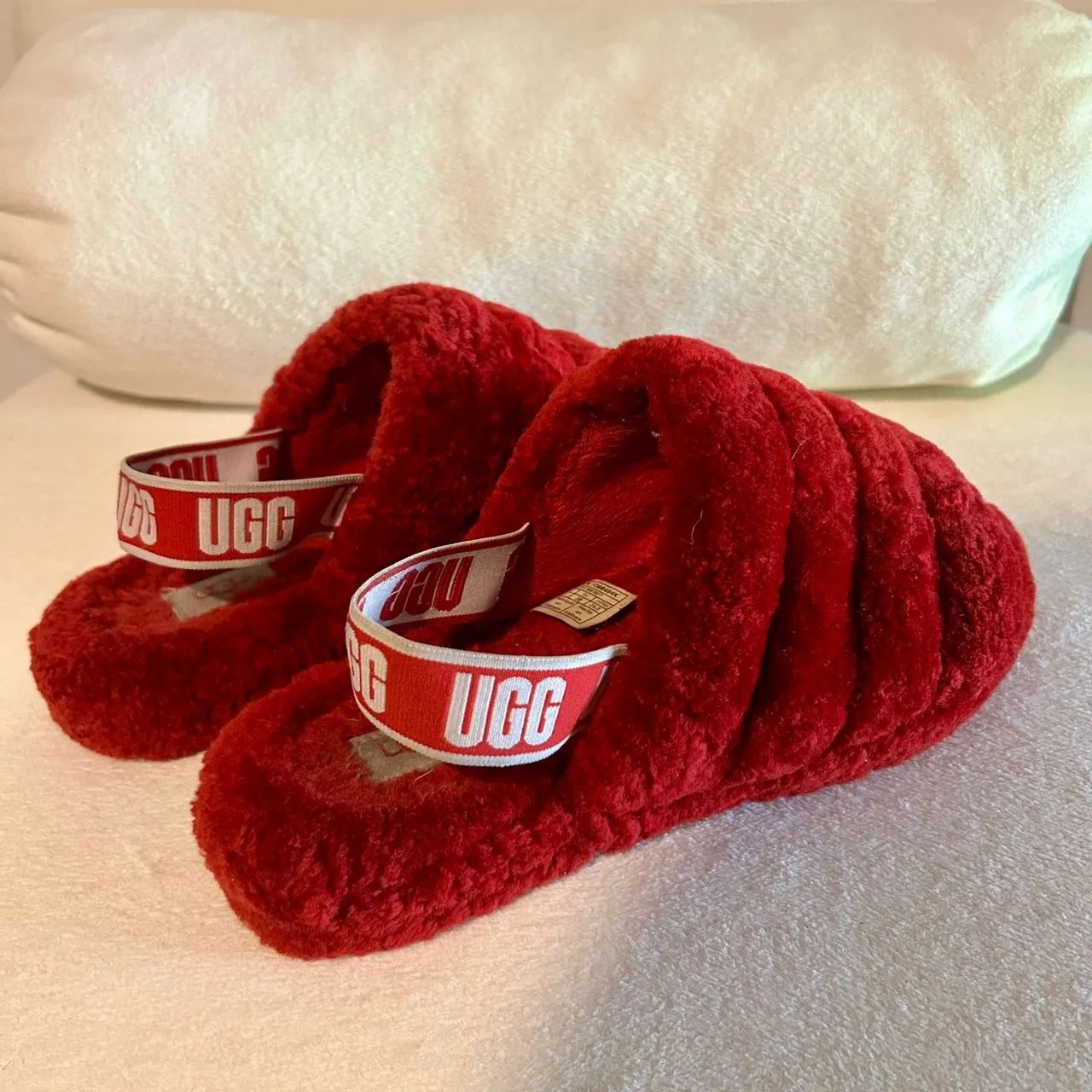 Sandália UGG Fluff n 36 