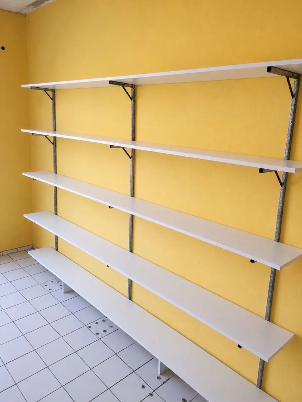 Prateleiras para Comércio/Mercadinho  - Foto 2