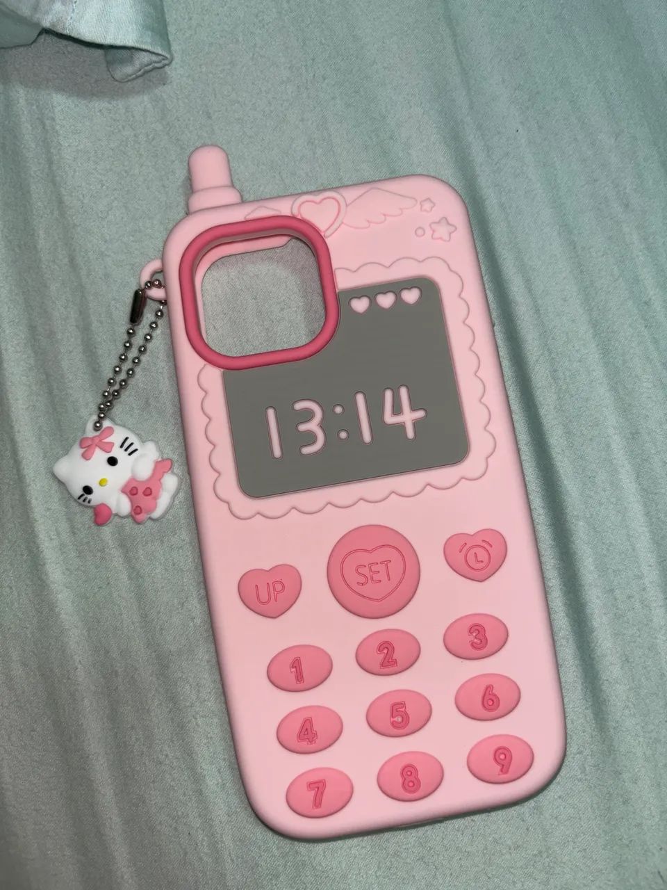 Capa Capinha de celular Iphone 15 Fofa Kawaii Rosa Hello Kitty - Foto 4