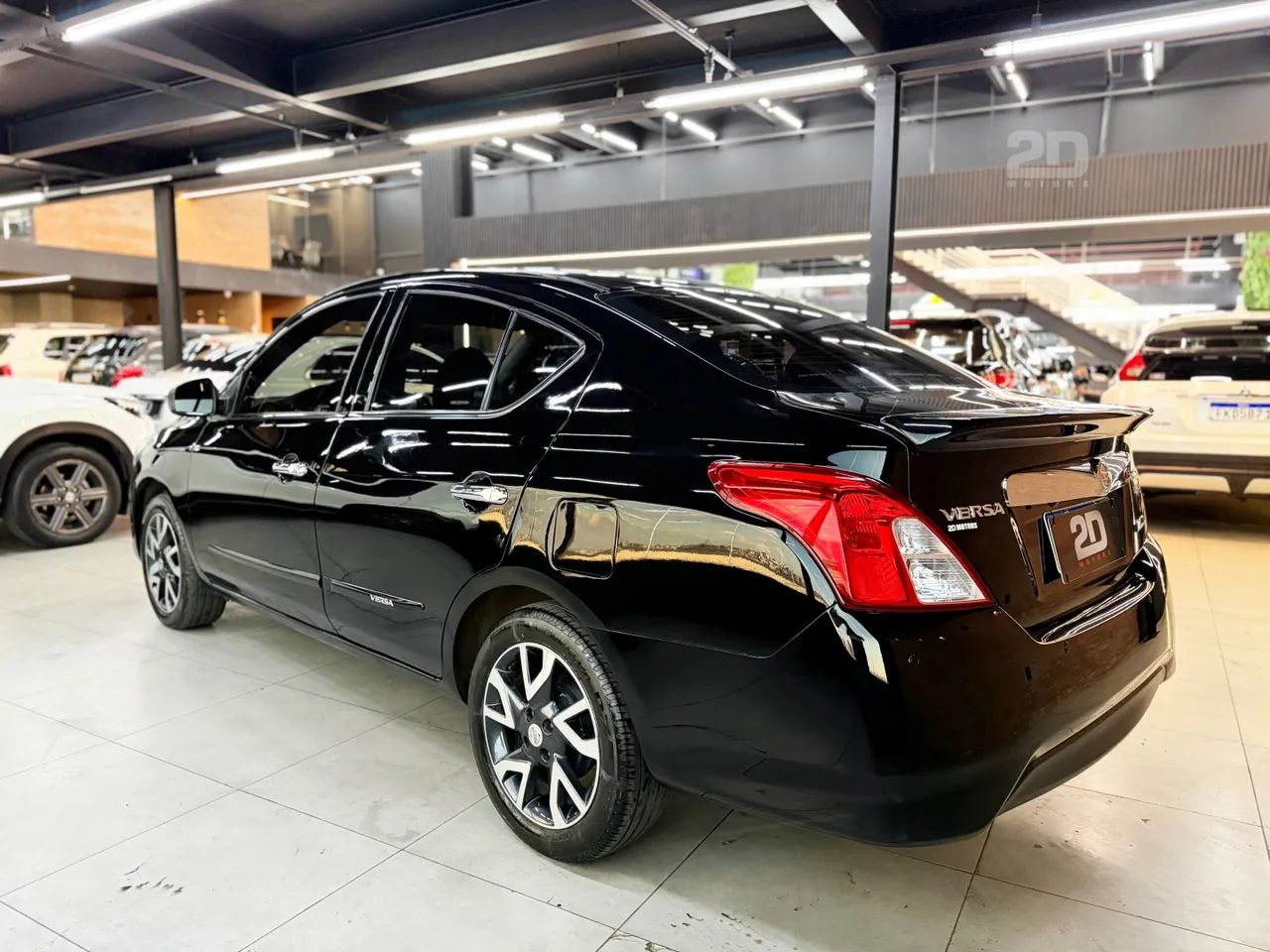 Nissan Versa 2017 - Foto 5