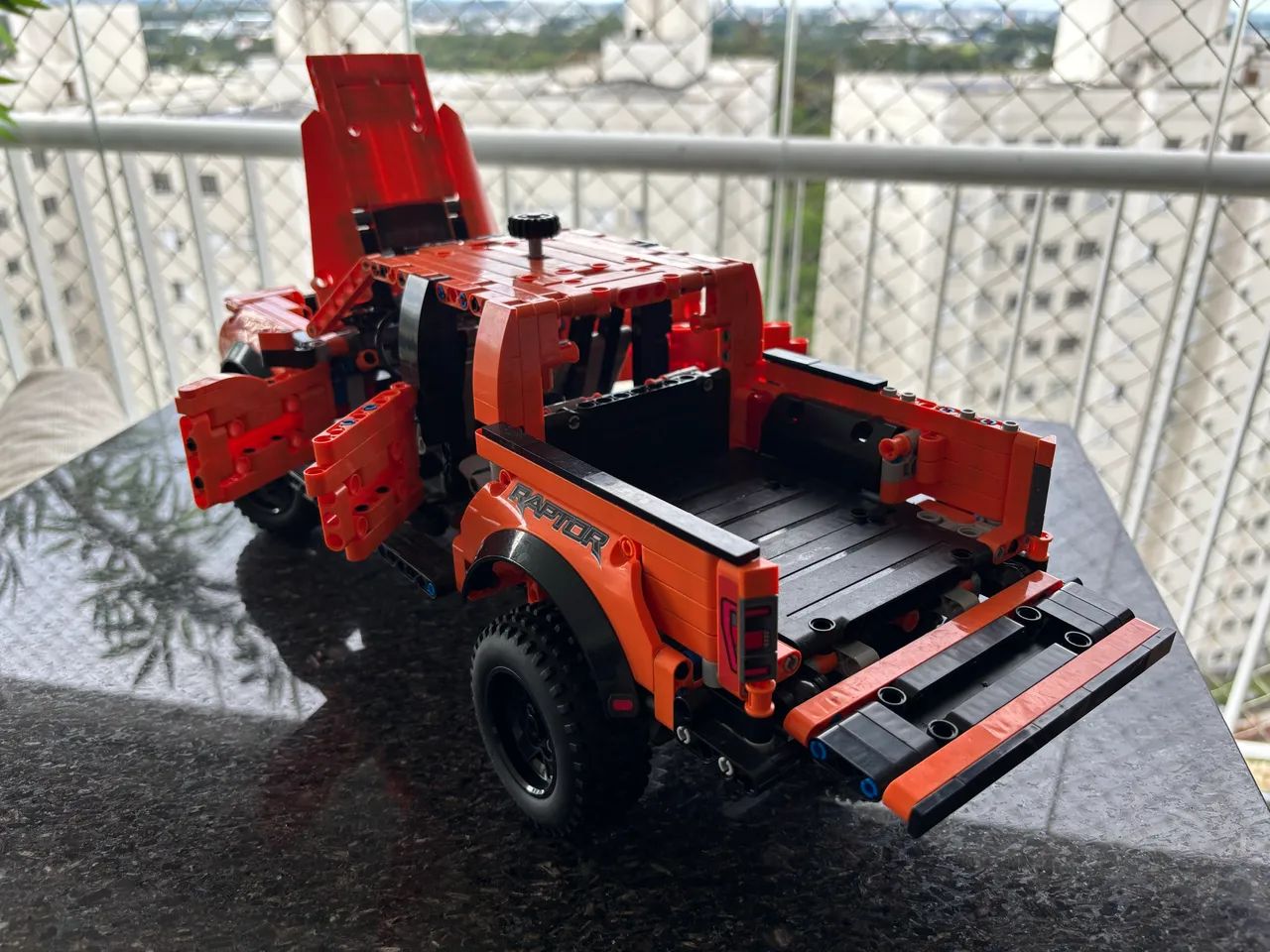 Kit Ford F-150 Raptor 1/13 - Foto 4