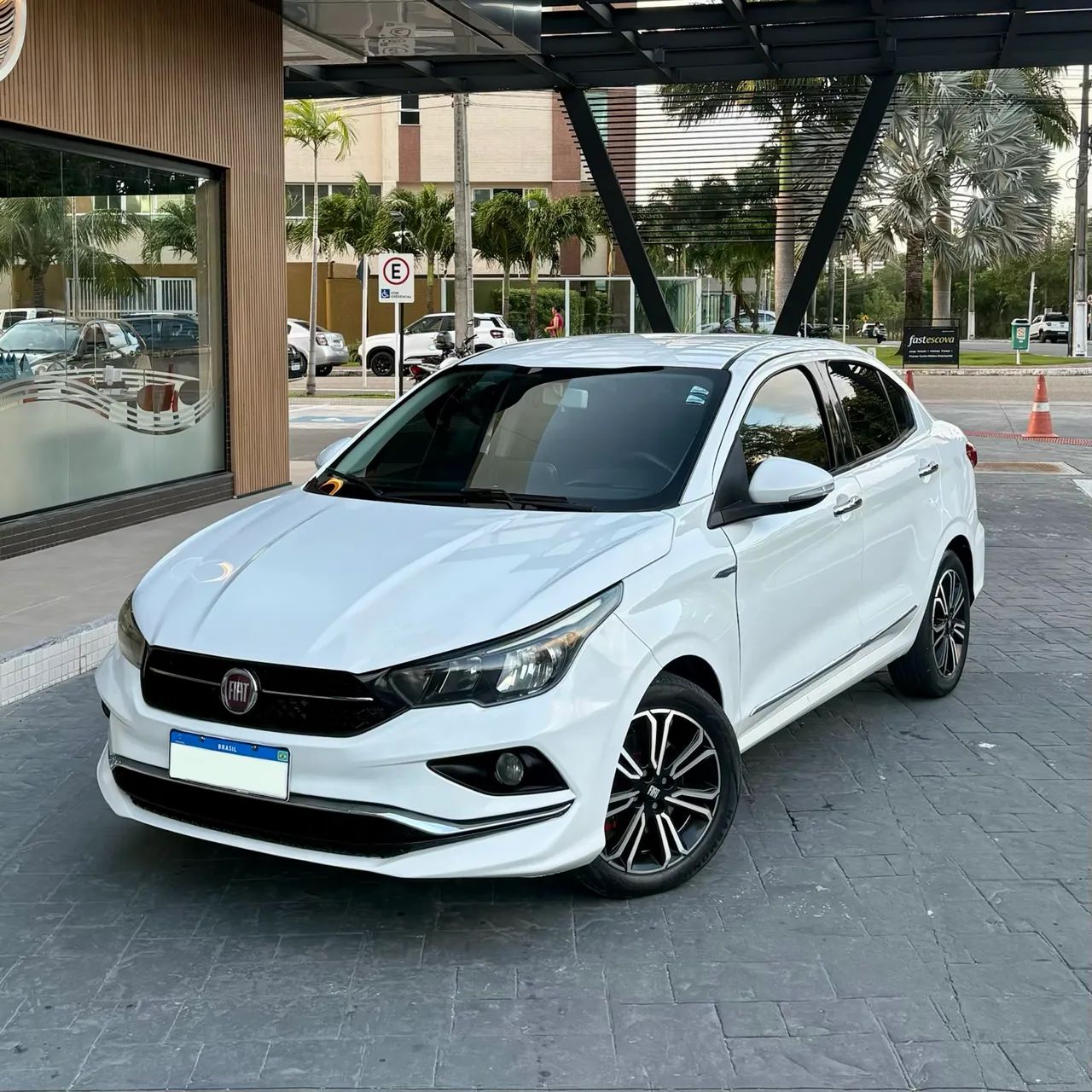 Fiat Cronos Precision 1.8 16V Flex Aut. 2020 - Foto 3