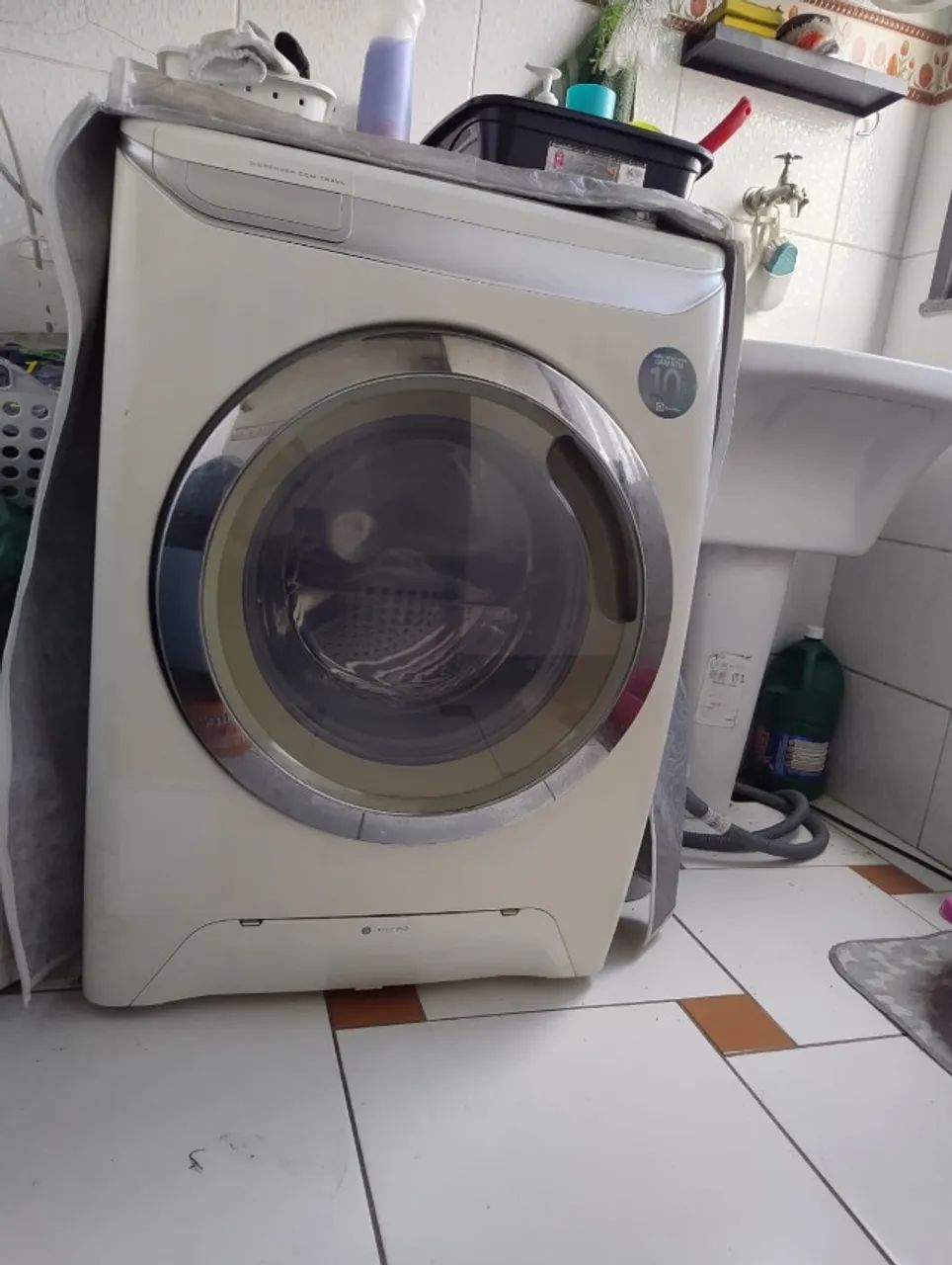 Máquina de lavar Lava e Seca Electrolux com DEFEITO - Foto 3